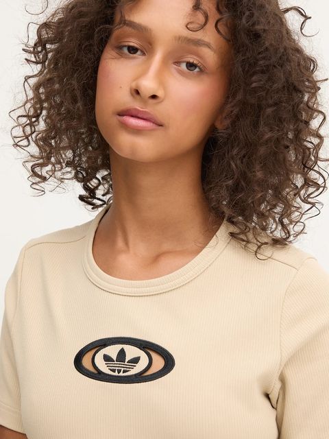 adidas Originals t-shirt Cut Out Rib Tee damski kolor beżowy odkryte plecy KC8803 - zdjęcie produktu nr 2