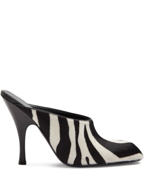 KHAITE zebra-print round-toe mules - White - zdjęcie produktu nr 1