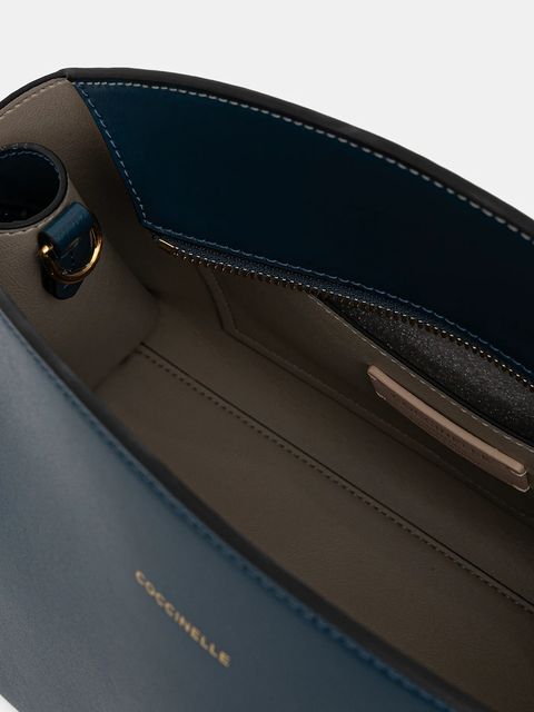 Coccinelle torebka skórzana TYLDE kolor niebieski E1 U7K 12 01 01