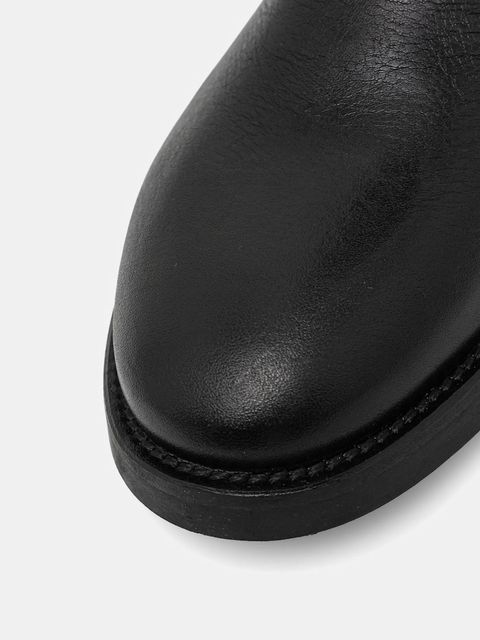 Weekend Max Mara kozaki skórzane Visby damskie kolor czarny na płaskim obcasie 2525796015600