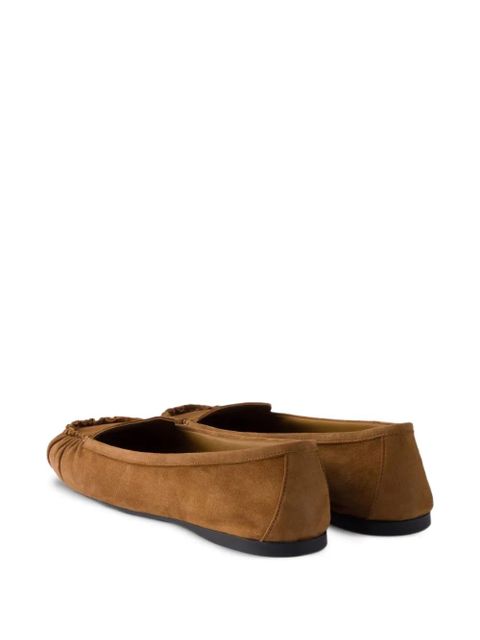 Prada ruffled suede loafers - Brown