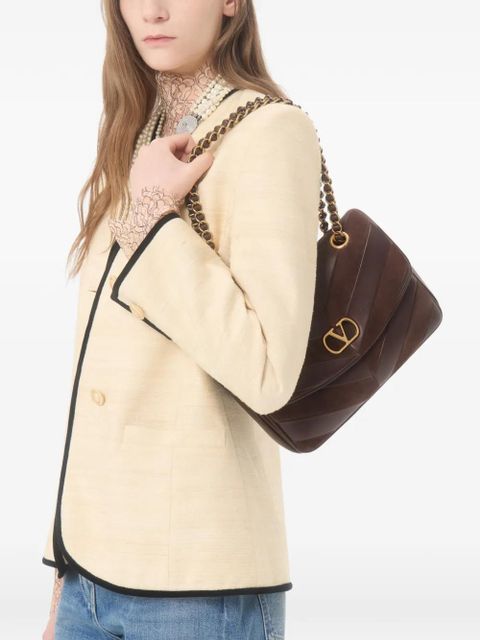 Valentino Garavani Djuna medium chain bag in suede and nappa with chevron pattern - Brown - zdjęcie produktu nr 2