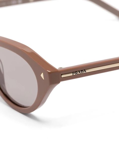 Prada Eyewear cat-eye frame sunglasses - 28D-02T PECAN - zdjęcie produktu nr 2