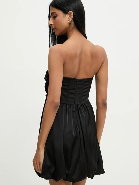 Answear.LAB sukienka kolor czarny mini rozkloszowana