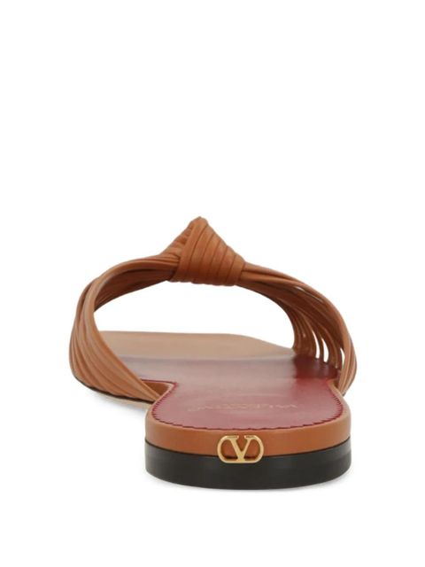 Valentino Garavani knotted leather flat sandals - Neutrals