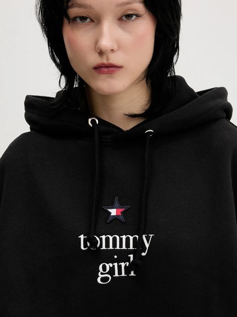 Tommy Jeans bluza bawełniana damska kolor czarny z kapturem z aplikacją DN0DN00099