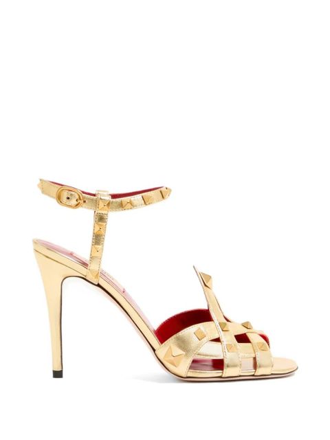 Valentino Garavani Studdy sandal in laminated nappa leather 100mm - Gold - zdjęcie produktu nr 1