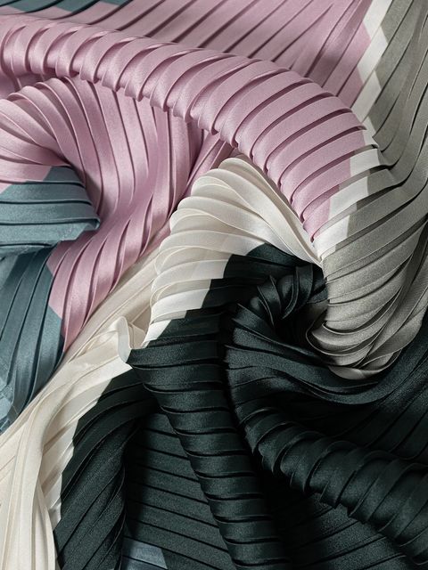 Sisley chusta damska kolor multicolor 6Q42WU025 - zdjęcie produktu nr 2