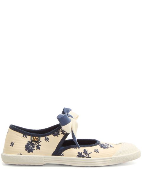 Valentino Garavani Bay By Bay ballerina sneakers - Neutrals
