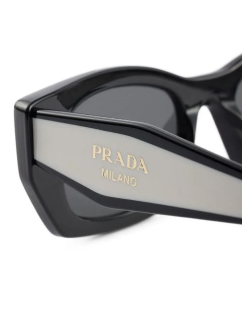 Prada Eyewear rectangle-frame sunglasses - Black - zdjęcie produktu nr 2