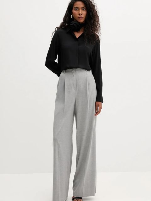 Marella koszula z jedwabiem kolor czarny relaxed z kołnierzykiem klasycznym 2523116071200 - zdjęcie produktu nr 2