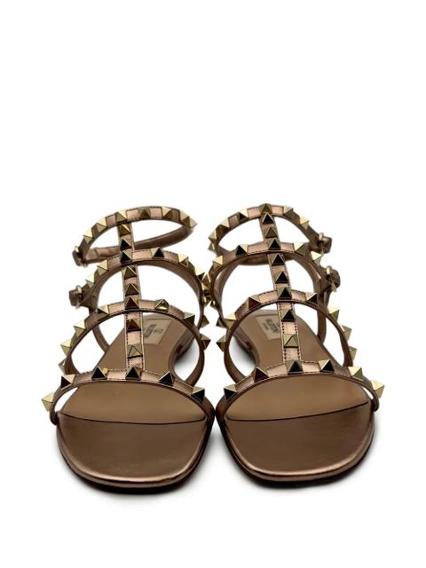 Valentino Garavani Rockstud studded strap sandals - Brown - zdjęcie produktu nr 2