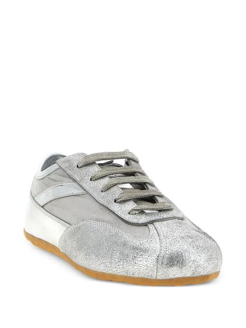 Alexander McQueen embossed-logo sneakers - Silver - zdjęcie produktu nr 2