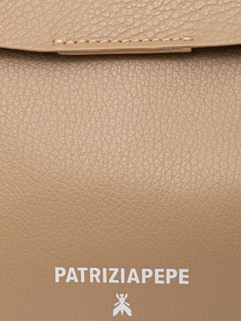Patrizia Pepe torebka skórzana kolor beżowy 8B0256 L148