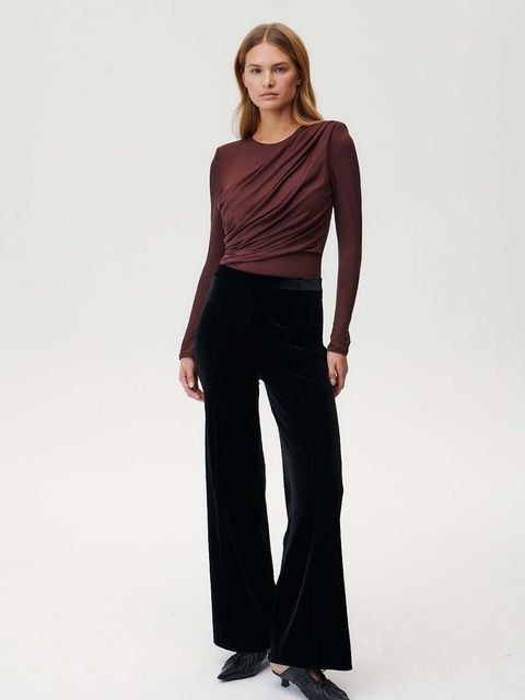 Undress Code body American Beauty