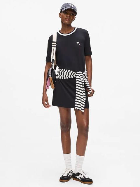 Karl Lagerfeld sukienka IKON kolor czarny mini prosta A4W13020 - zdjęcie produktu nr 2