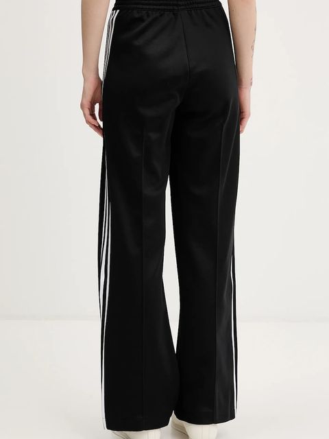 adidas Originals spodnie dresowe Classic damskie kolor czarny z aplikacją KD7965 - zdjęcie produktu nr 2