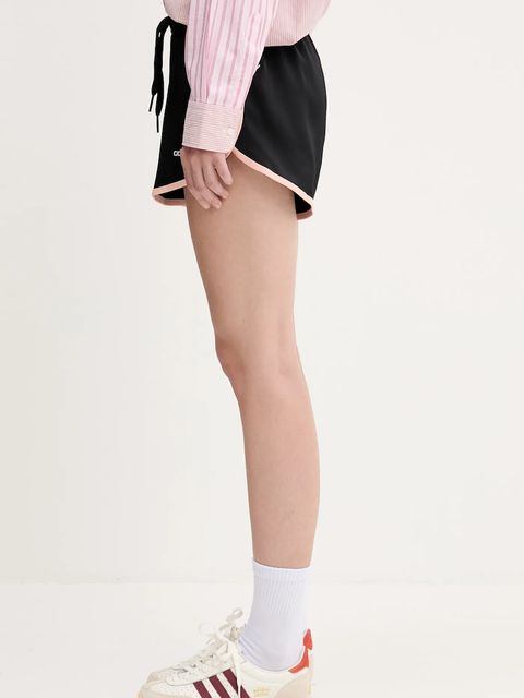 adidas Originals szorty Sprinter Shorts damskie kolor czarny z aplikacją high waist JP1815