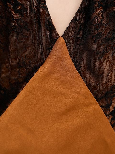 Bardot sukienka kolor brązowy maxi rozkloszowana 59977DB