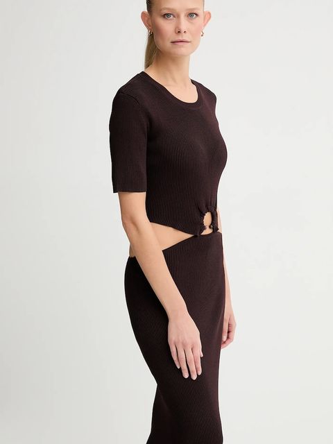 Sessun sukienka kolor brązowy maxi dopasowana 25105019