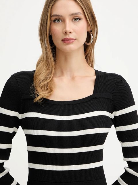 Morgan sukienka kolor czarny mini rozkloszowana RMPIA