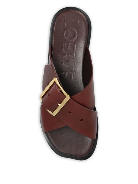 LOEWE buckle crisscross sandals - Red