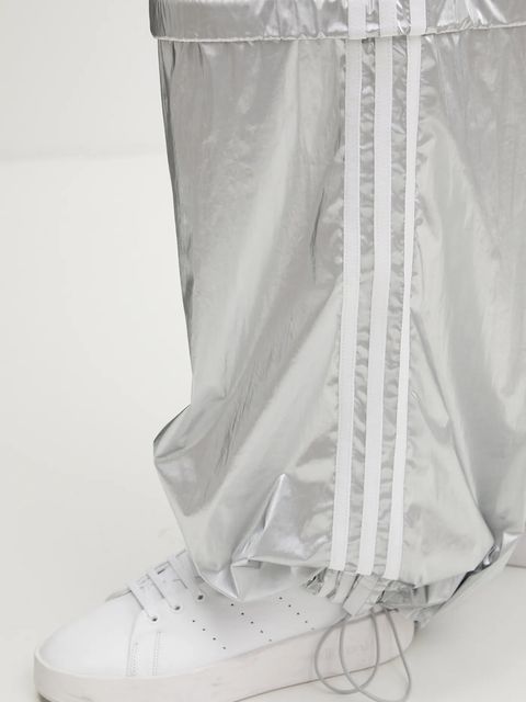 adidas Originals spodnie dresowe Ovzd Trackpants damskie kolor srebrny gładkie KE9785