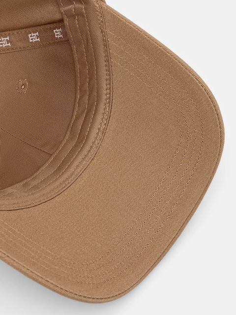 Tommy Hilfiger czapka z daszkiem bawełniana kolor beżowy z aplikacją AW0AW17631