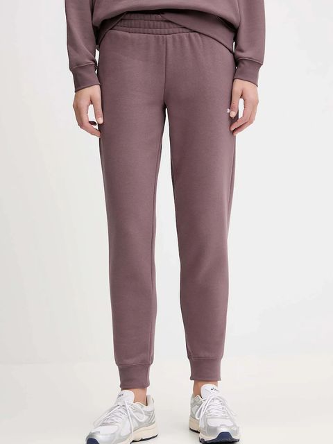 Puma spodnie dresowe damskie kolor fioletowy gładkie 682467 - zdjęcie produktu nr 1