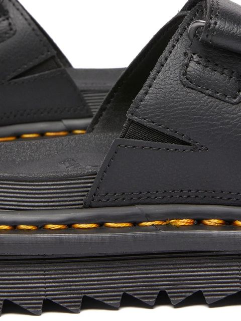 Dr. Martens klapki skórzane Raine