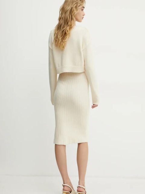 Morgan sukienka i sweter RMNATE kolor beżowy mini dopasowana RMNATE - zdjęcie produktu nr 2