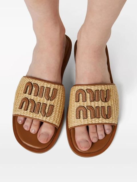 Miu Miu logo-patch raffia slides - Neutrals