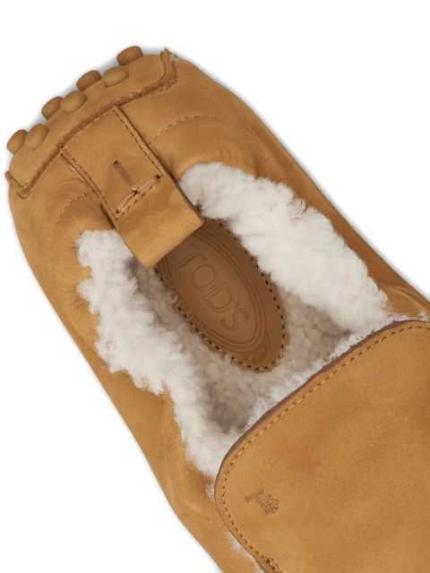 Tod's shearling-lined pebble-detail loafers - C811