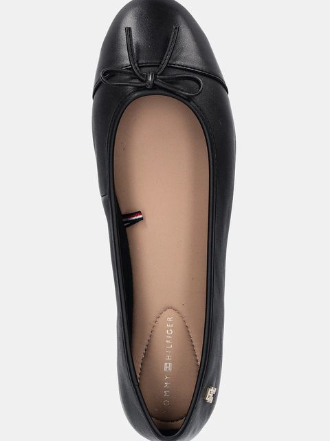 Tommy Hilfiger baleriny skórzane TOE CAP LEATHER BALLERINA kolor czarny FW0FW08759