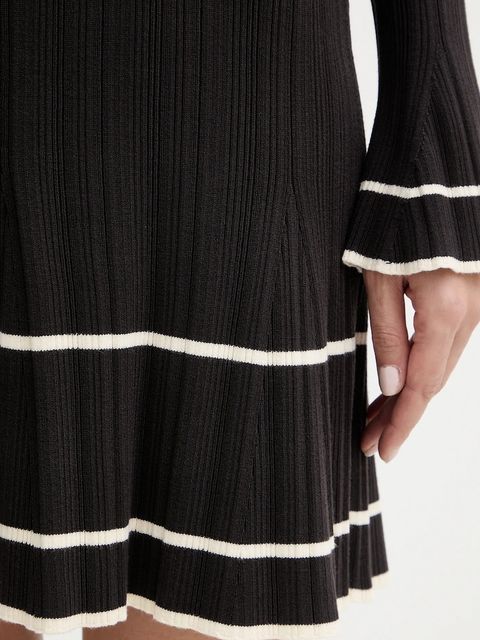 Twinset sukienka kolor brązowy mini rozkloszowana 252TT3230