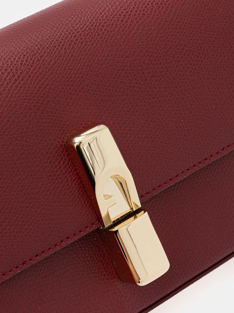 Furla torebka skórzana kolor czerwony WB01826 ARE000 CGQ00