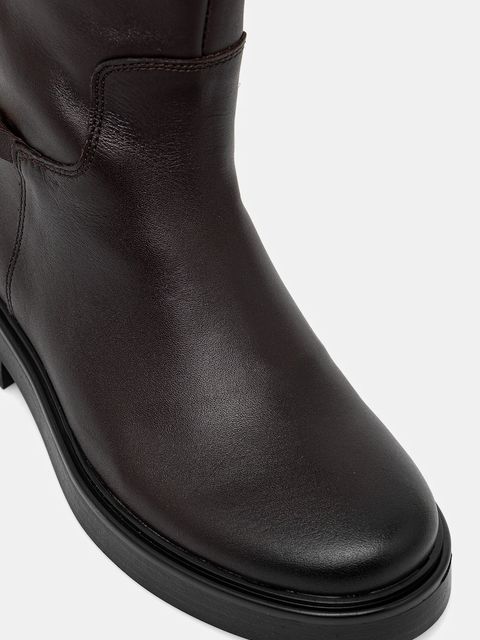 Tommy Hilfiger kozaki skórzane TH HORSEBIT RIDING LONG BOOT damskie kolor brązowy na płaskim obcasie FW0FW08863