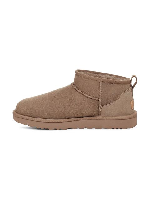 UGG śniegowce zamszowe Classic Ultra Mini kolor beżowy 1116109.CRBO