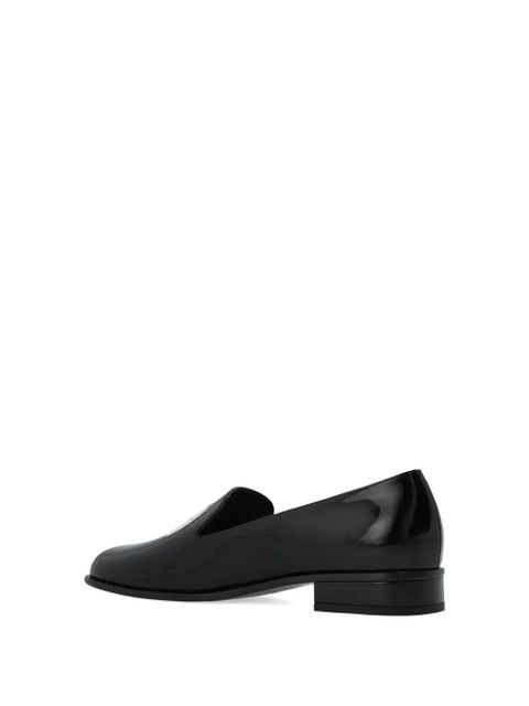 Givenchy logo-plaque patent leather loafers - Black