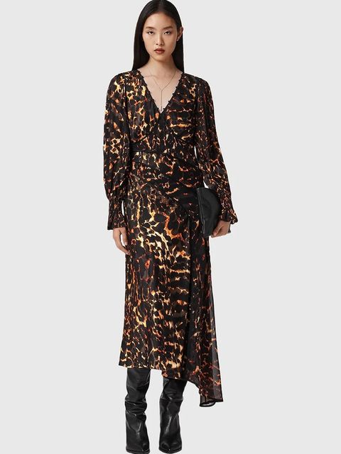 AllSaints sukienka z dodatkiem jedwabiu kolor brązowy midi rozkloszowana W102DD - zdjęcie produktu nr 1