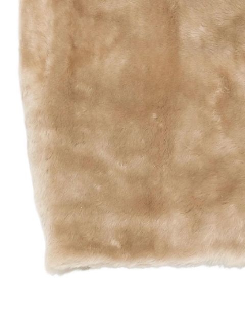 TOTEME plush shearling muff scarf - Neutrals - zdjęcie produktu nr 2