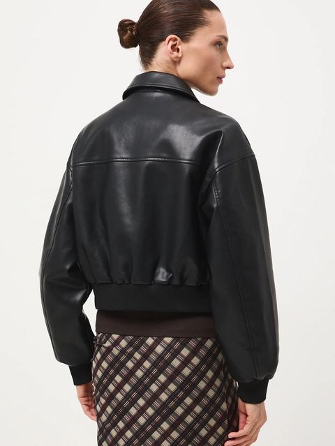 Medicine kurtka damska kolor czarny przejściowa