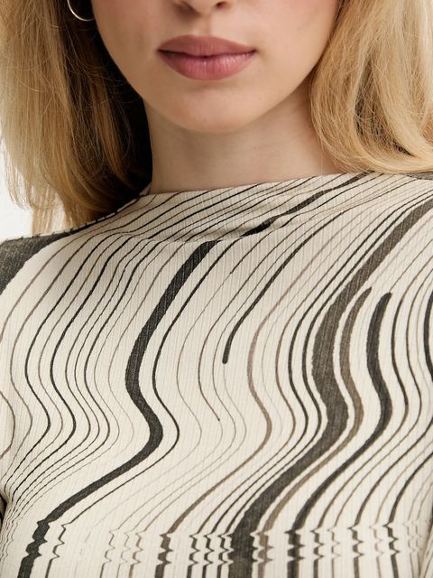 Desigual sukienka CHIARA kolor zielony mini dopasowana 25WWVK35