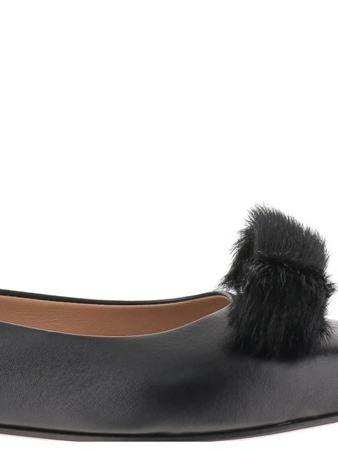 Ferragamo Vara leather fur-pompom ballerina shoes - Black