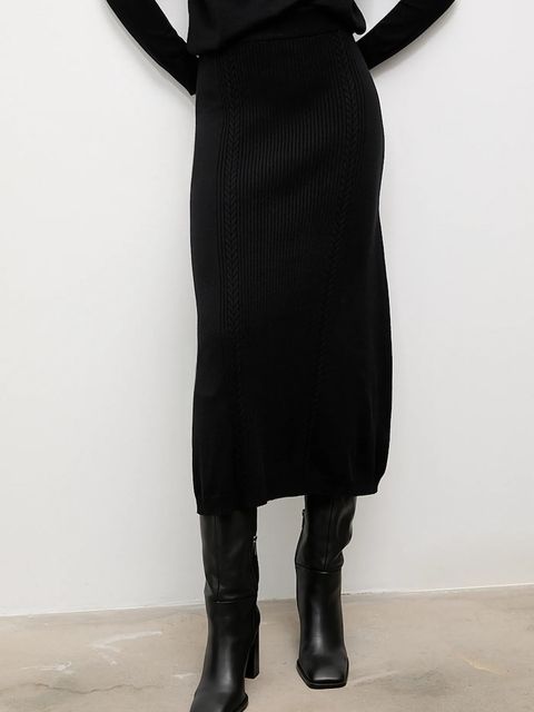 Answear.LAB spódnica z kaszmirem kolor czarny midi rozkloszowana - zdjęcie produktu nr 1