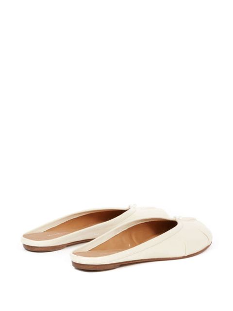 Maison Margiela Tabi leather mules - White