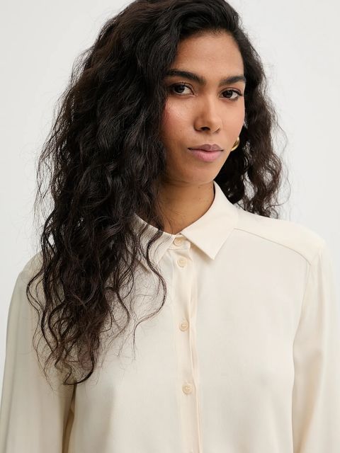 Patrizia Pepe koszula damska kolor beżowy regular z kołnierzykiem klasycznym 8C0872 A8I1