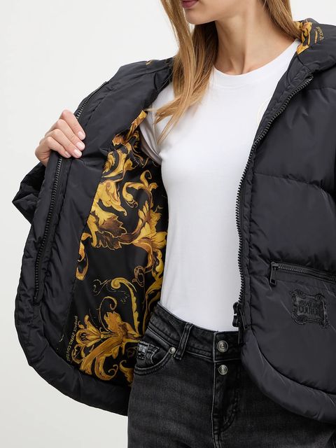 Versace Jeans Couture kurtka kolor czarny zimowa 79HAUD02 CQ002