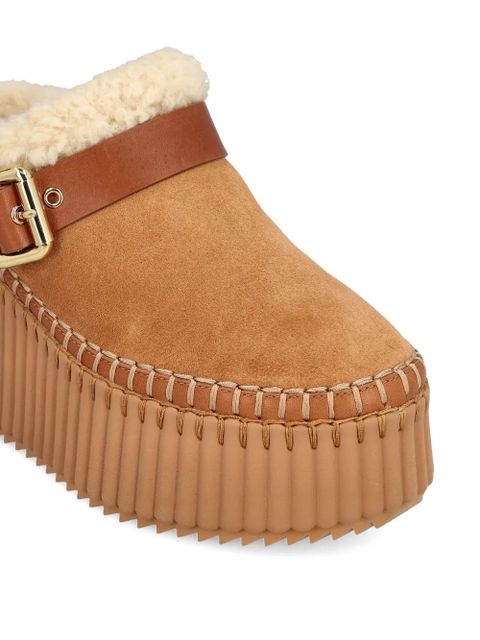 Chloé Nama wedge shearling buckle mules - Brown