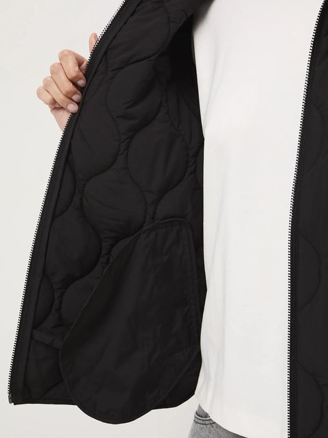 Medicine kurtka damska kolor czarny przejściowa oversize